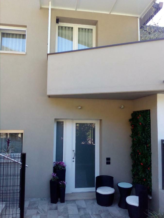 Salvia E Timo Rooms Borso del Grappa Luaran gambar